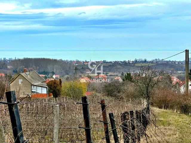 Eladó üdülő és hétvégi ház Lovas 30 nm