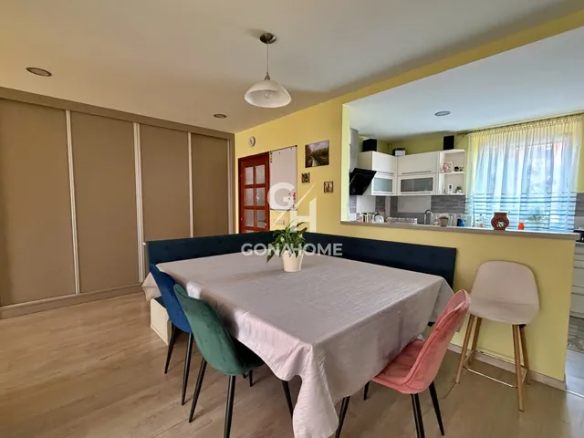 Eladó ház Nemesvámos 228 nm