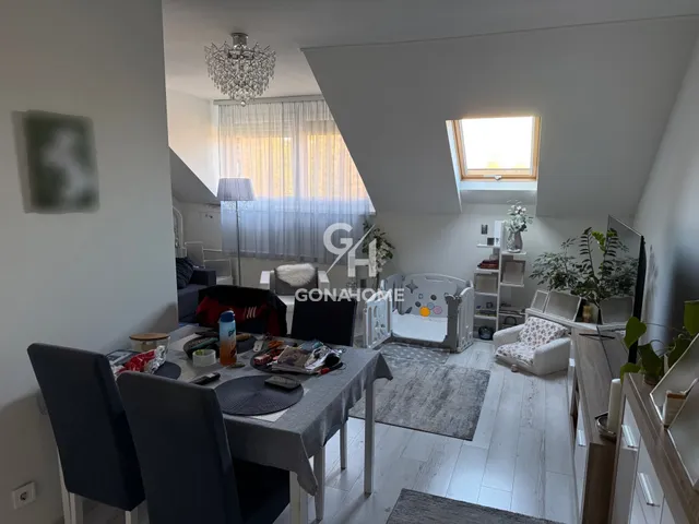 Eladó lakás Veszprém, Sólyi utca 54 nm