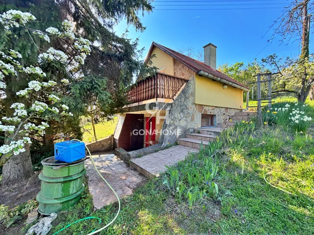 Eladó üdülő és hétvégi ház Felsőörs 37 nm