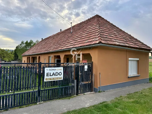 Eladó ház Porva 80 nm