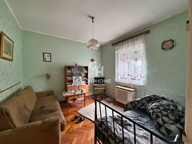 Eladó lakás Veszprém 69 nm