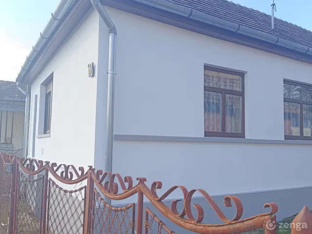 Eladó ház Keszeg 61 nm