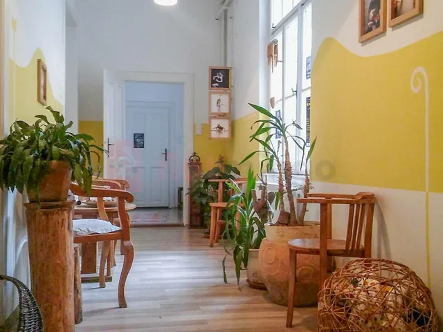 Eladó lakás Pécs, Belváros 122 nm