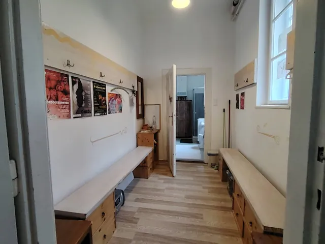 Eladó lakás Pécs 122 nm
