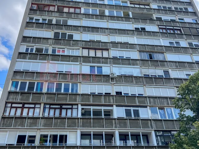 Eladó lakás Pécs, Uránváros, Ybl Miklós utca 54 nm