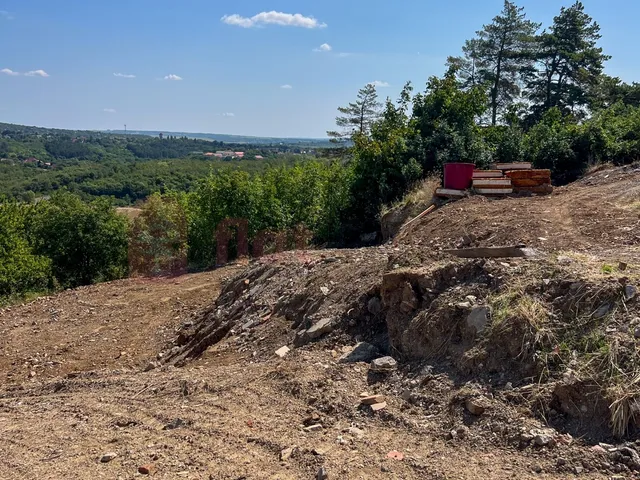 Eladó telek Pécs, Gyükés 1500 nm