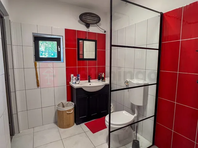 Eladó lakás Kővágótőttős 65 nm