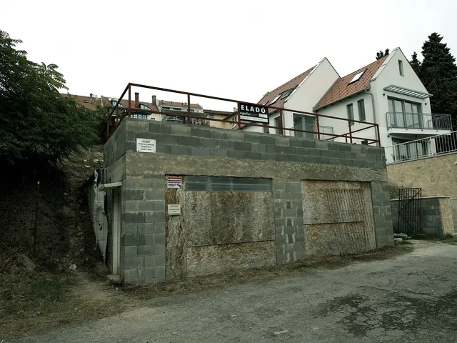 Eladó ház Pécs, Havihegy 572 nm