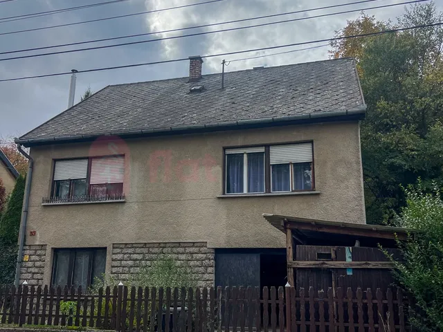 Eladó ház Pécs, Vasas, Bencze József utca 90 nm