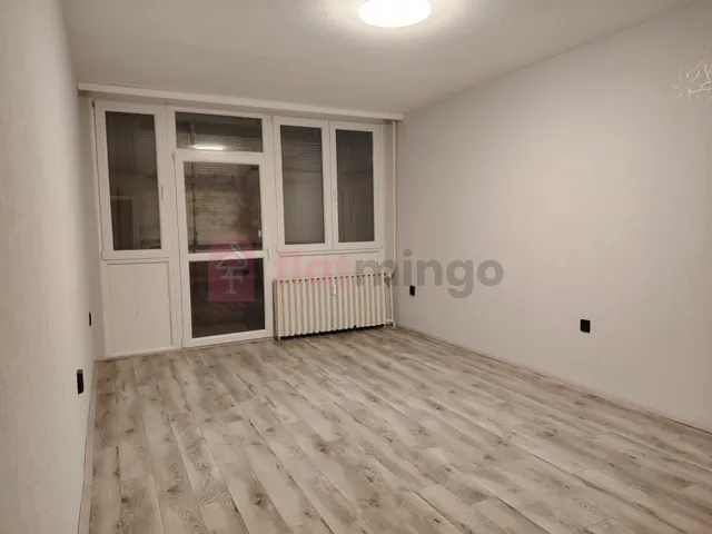 Eladó lakás Pécs, Kertváros 70 nm