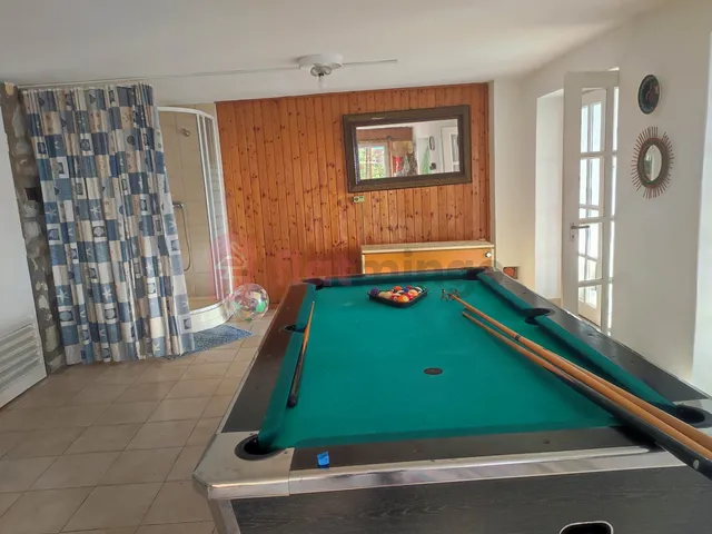 Eladó lakás Pécs, Bálics 159 nm