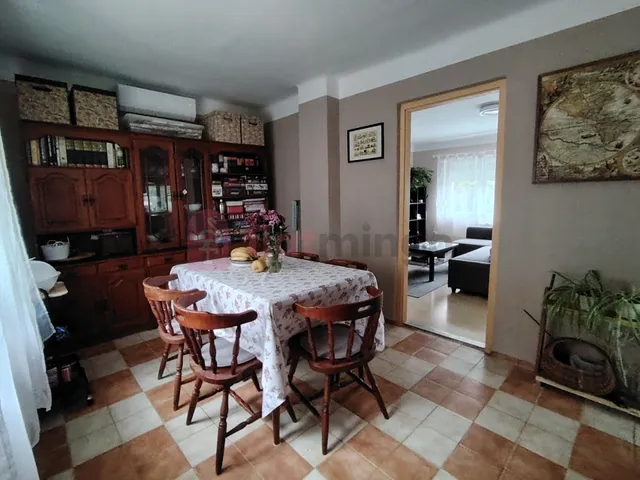 Eladó ház Pécs, Ürög 114 nm