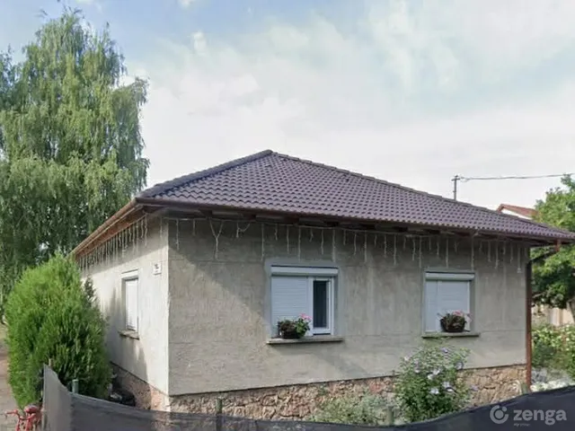 Eladó ház Komárom, Szőny 96 nm