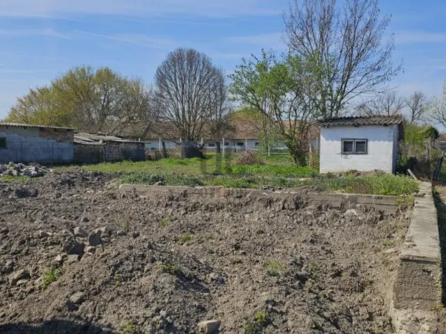 Eladó telek Ságvár 727 nm