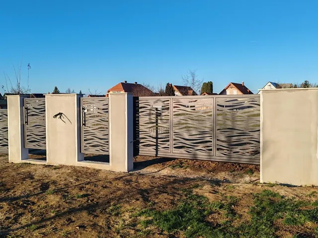 Eladó telek Balatonszárszó 746 nm