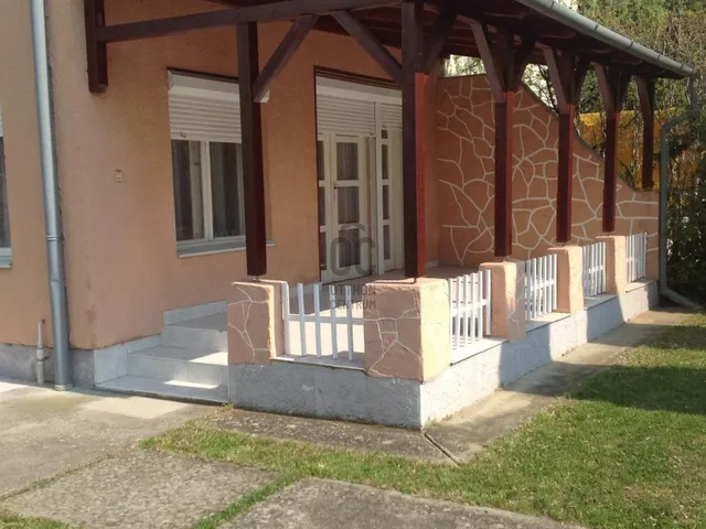 Eladó üdülő és hétvégi ház Balatonföldvár 92 nm