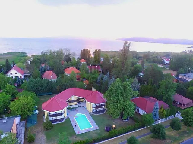 Eladó üdülő és hétvégi ház Szántód 61 nm