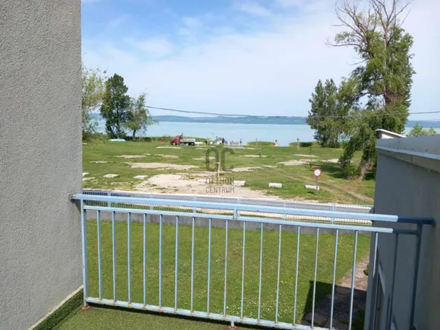 Eladó üdülő és hétvégi ház Balatonszárszó 178 nm
