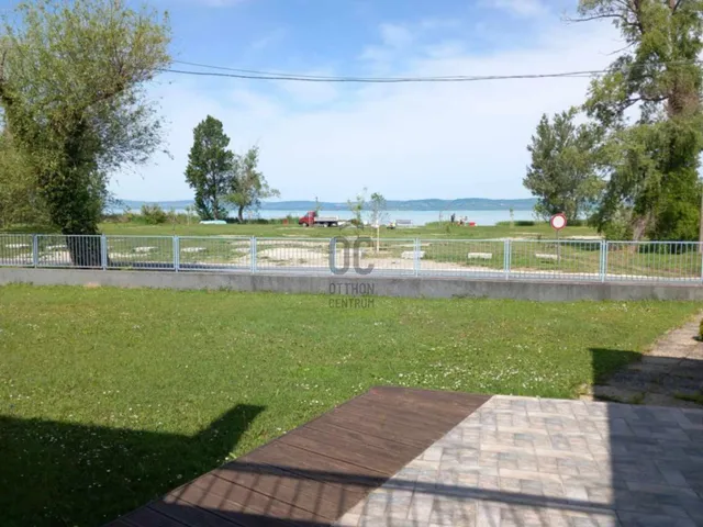 Eladó üdülő és hétvégi ház Balatonszárszó 178 nm