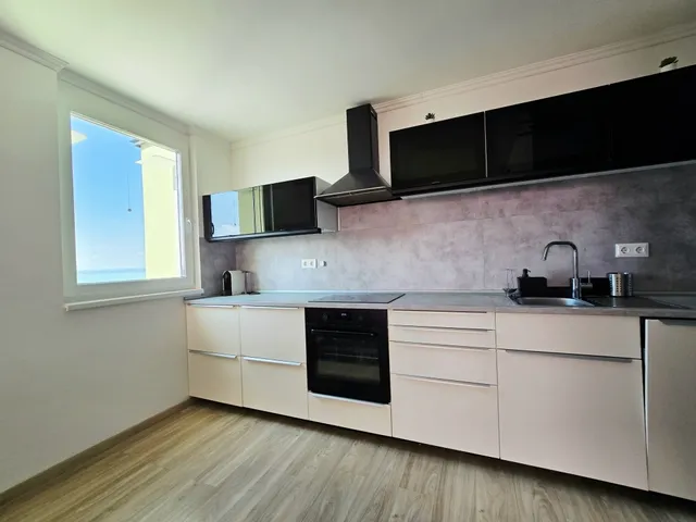 Eladó lakás Siófok, Ezüstpart 66 nm