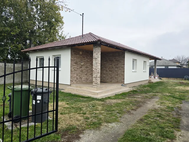 Eladó ház Siófok, Belváros 79 nm