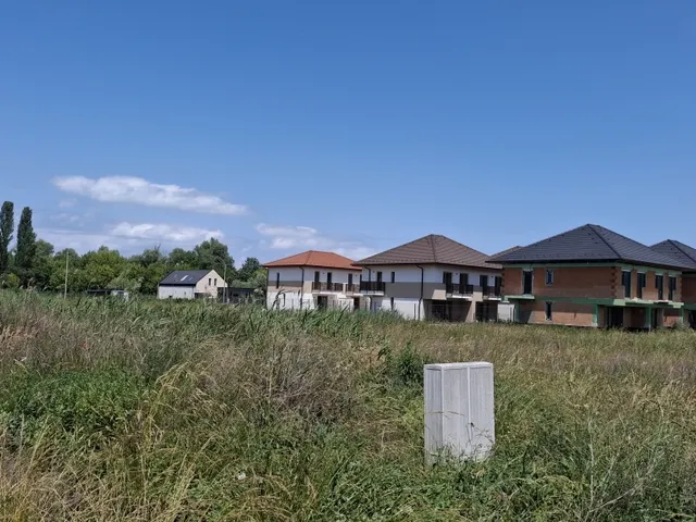 Eladó telek Balatonföldvár 1440 nm