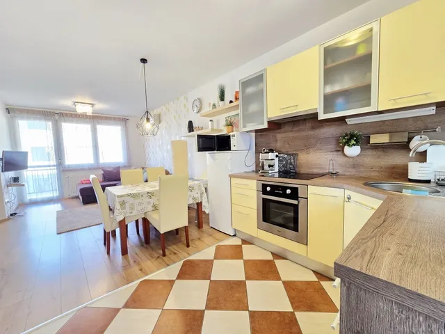 Eladó lakás Siófok, Aranypart 53 nm