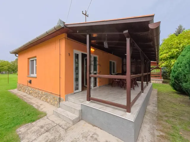 Eladó üdülő és hétvégi ház Zamárdi 40 nm