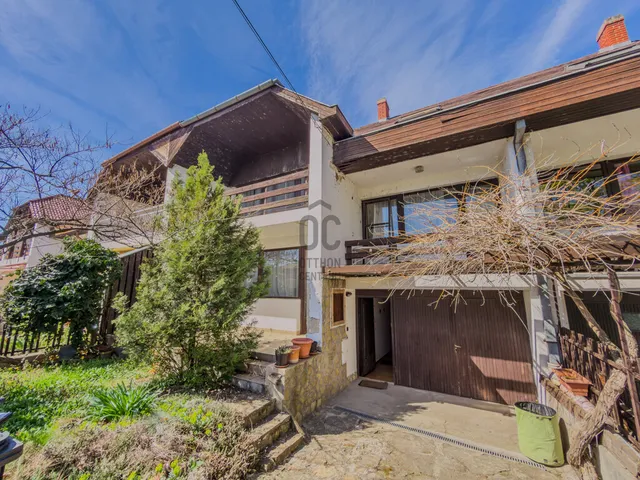 Eladó ház Siófok, Belváros 218 nm