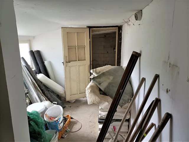 Eladó kereskedelmi és ipari ingatlan Látrány 350 nm