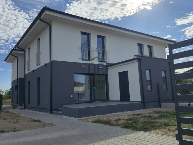 Eladó lakás Szántód 85 nm