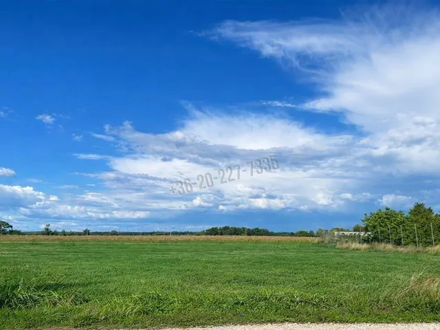 Eladó telek Szigetcsép 699 nm