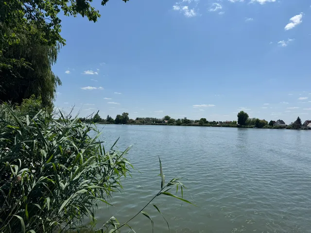Eladó üdülő és hétvégi ház Ráckeve, Somlyó-sziget 30 nm