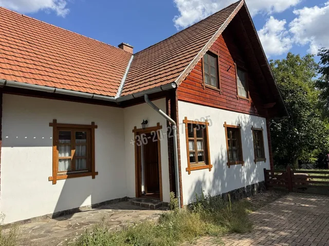 Eladó ház Zsámbék 140 nm