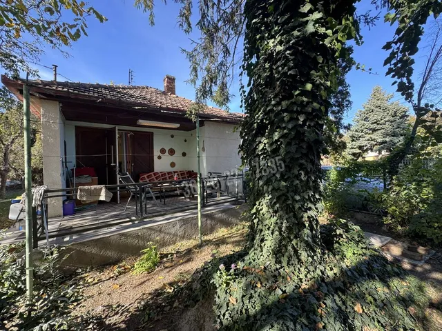 Eladó üdülő és hétvégi ház Szigetszentmárton, Erdősor utca 30 nm