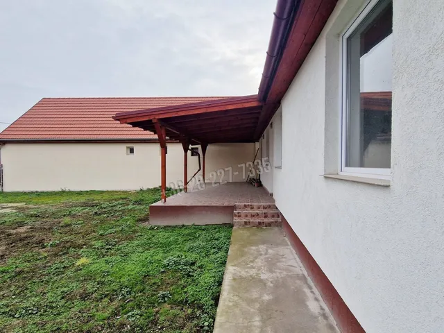 Eladó ház Kiskunlacháza 76 nm