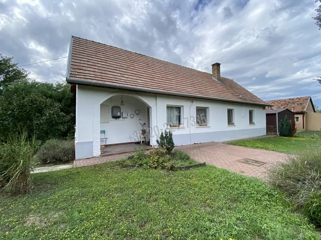 Eladó mezőgazdasági ingatlan Ráckeve 122 nm