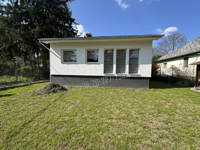 Eladó üdülő és hétvégi ház Ráckeve, Kerekzátony-sziget 55 nm