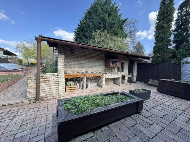 Eladó üdülő és hétvégi ház Ráckeve, Kerekzátony-sziget 50 nm