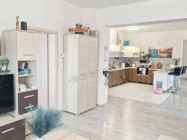 Eladó ház Tass 170 nm