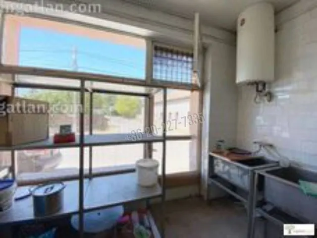 Eladó kereskedelmi és ipari ingatlan Szigetújfalu 160 nm