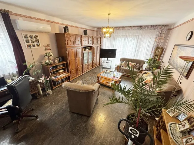 Eladó ház Ráckeve 220 nm