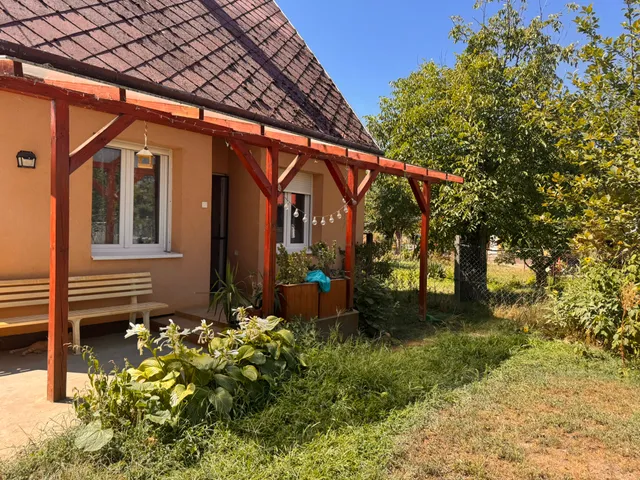 Eladó nyaraló Kiskunlacháza 100 nm