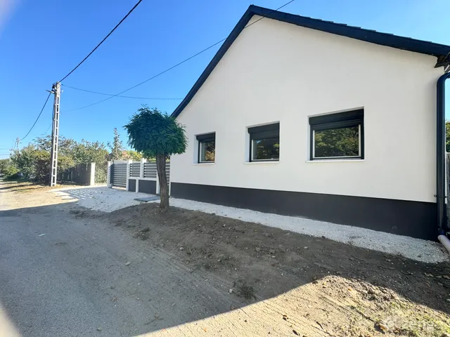 Eladó ház Kiskunlacháza 52 nm