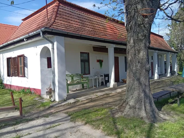 Eladó nyaraló Ráckeve 310 nm