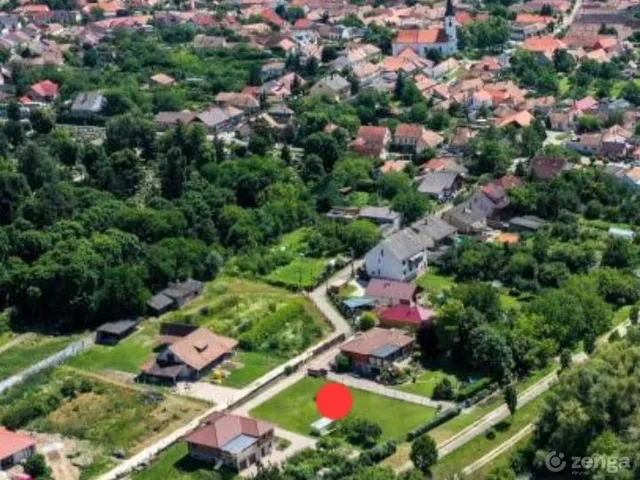 Eladó telek Esztergom, Szentgyörgymező 1000 nm