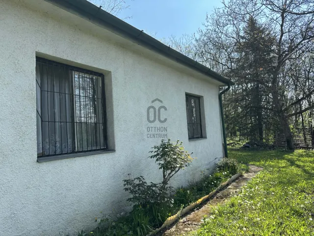 Eladó üdülő és hétvégi ház Szirmabesenyő 58 nm