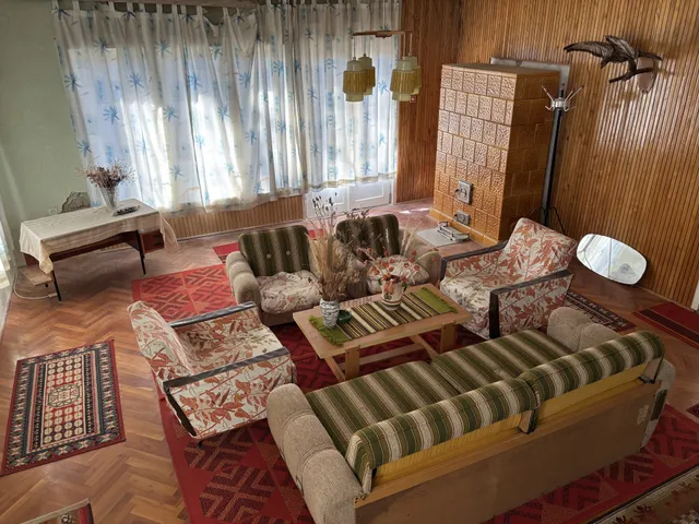 Eladó ház Parád 276 nm