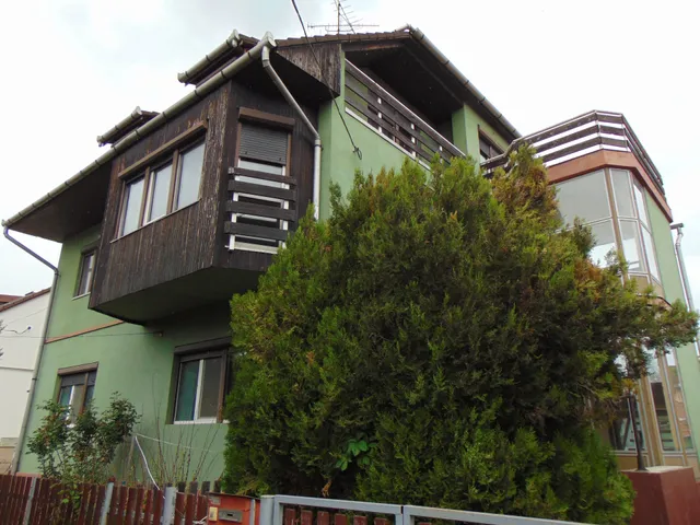 Eladó ház Eger 373 nm